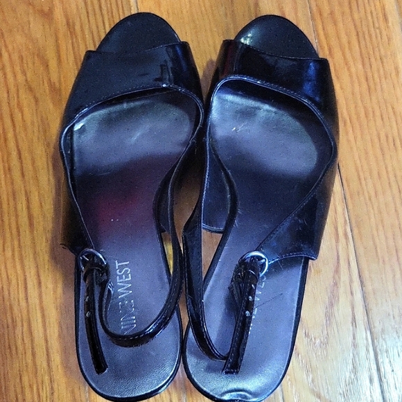 Elegant Black Women's Slingback Heels - Picture 2 of 11